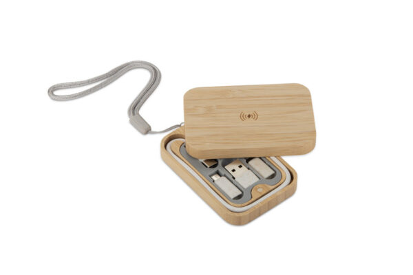 Zestaw kabli do ładowania z ładowarką indukcyjną BUMO